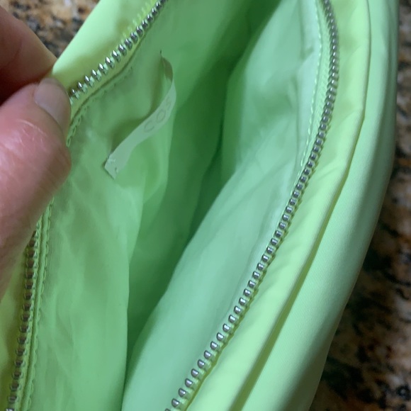 Cos travel belt bag - Picture 5 of 6